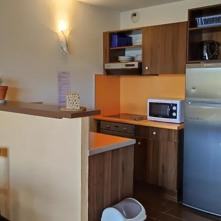 Duplex T3 Avec Terrasse, Garage Et Acces Piscine - Jausiers, Vallee De L'ubaye - Fr-1-165b-17 Jausiers