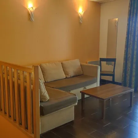 Duplex T3 Avec Terrasse, Garage Et Acces Piscine - Jausiers, Vallee De L'ubaye - Fr-1-165b-17 *